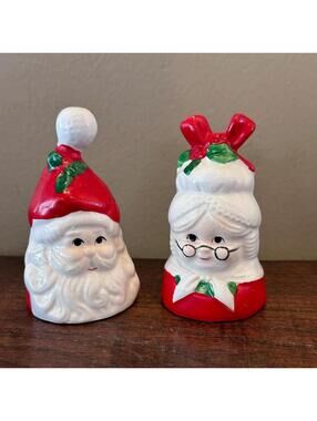 Santa and Mrs. Claus Christmas-Themed Ceramic Salt and Pepper Shakers